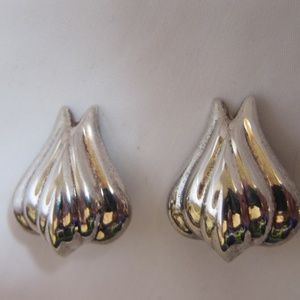 Mexican silver tulip clip earrings